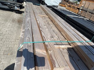 Ca. 72x Douglas Balken Fijnbezaagd, 100x100mm, lengte 400cm